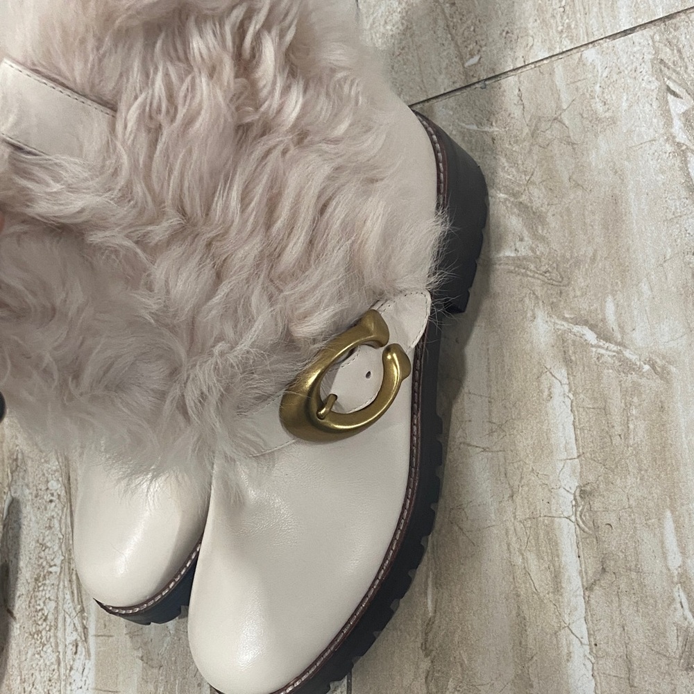 Coach White Fur-Trimmed Winter Boots New - Picture 1 of 3